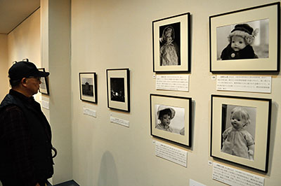 県内に残る戦争遺跡の写真展