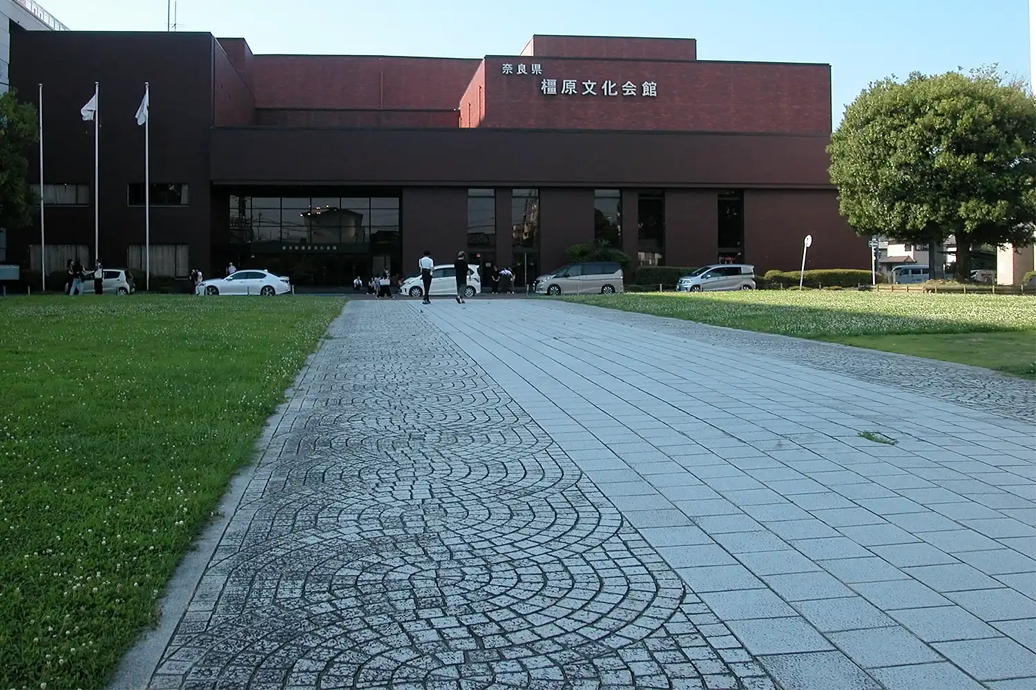 奈良県橿原文化会館＝2025年6月29日、橿原市北八木町3丁目、浅野詠子撮影